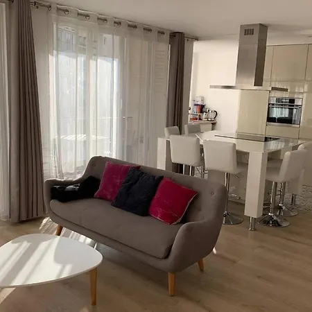 Appartement 60 M2 Paris Metro Saint Fargeau *